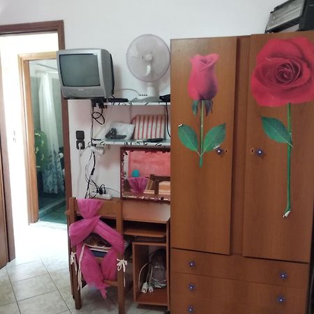 Simple And Special Apartman Ermúpoli Kültér fotó